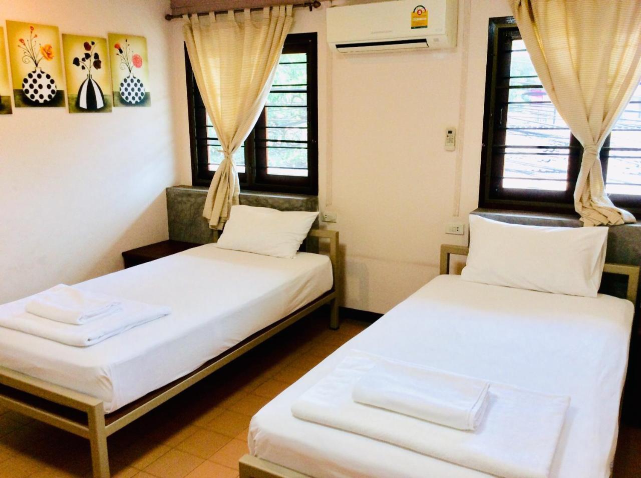 The Nine Guest House Kanchanaburi Exterior foto