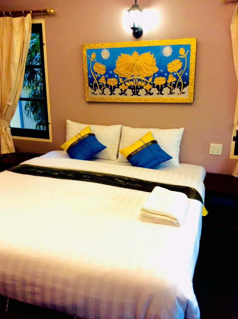 The Nine Guest House Kanchanaburi Exterior foto