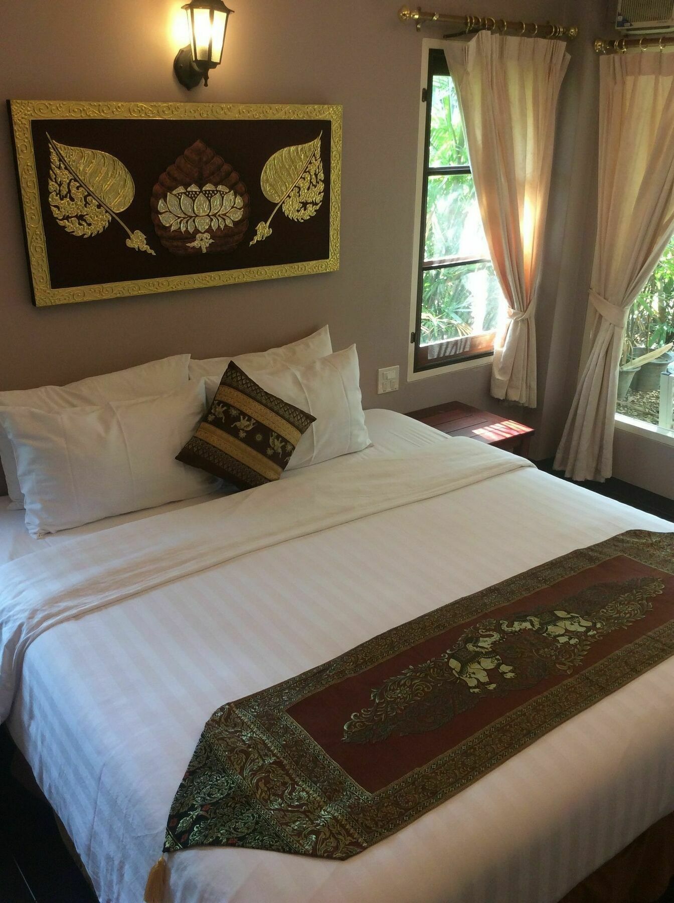 The Nine Guest House Kanchanaburi Exterior foto